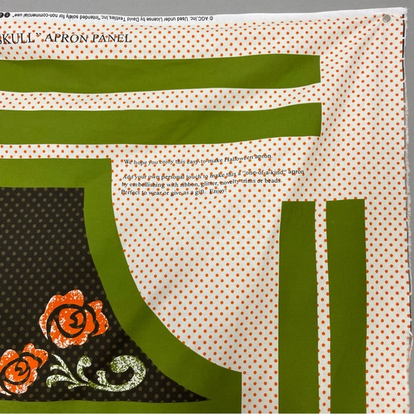 Halloween Apron Cut and Sew Project Fabric Panel‎ Skull Roses Crafting DIY #K14 - Picture 3 of 10
